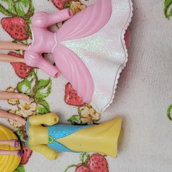 Polly Pocket Style Disney Dolls - Picture 2 of 4